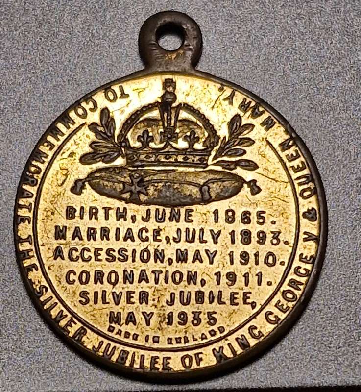 1935 Jubilee Medallion King George V, Unknown composition